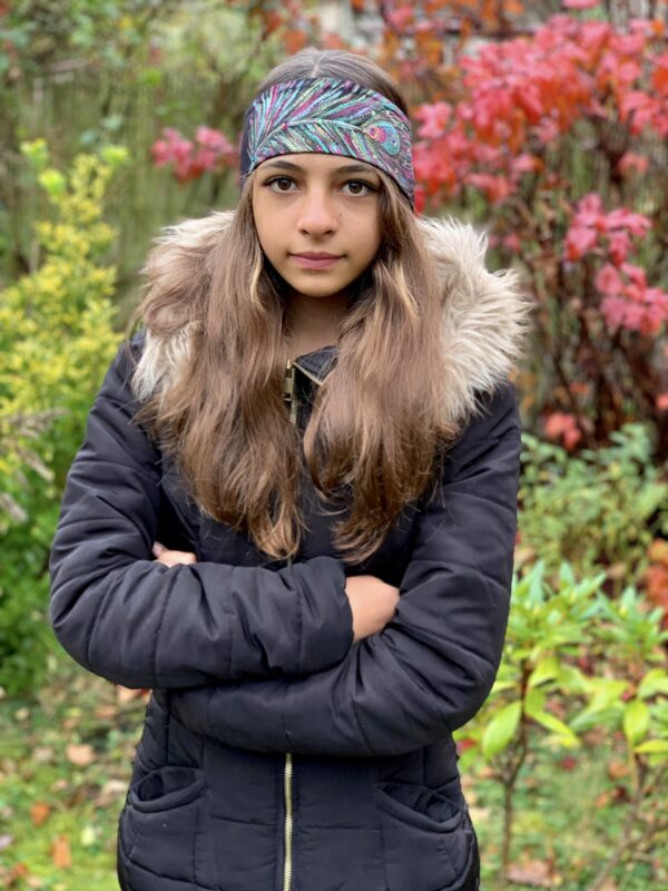 Čelenka černá s pavím zeleným peřím - Image 2